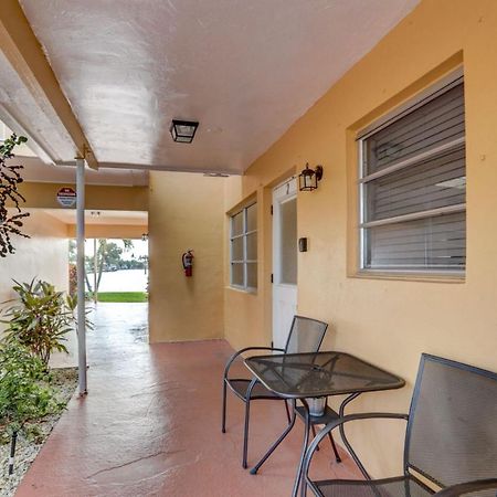 Aloha Escape Pompano Beach Lägenhet Exteriör bild