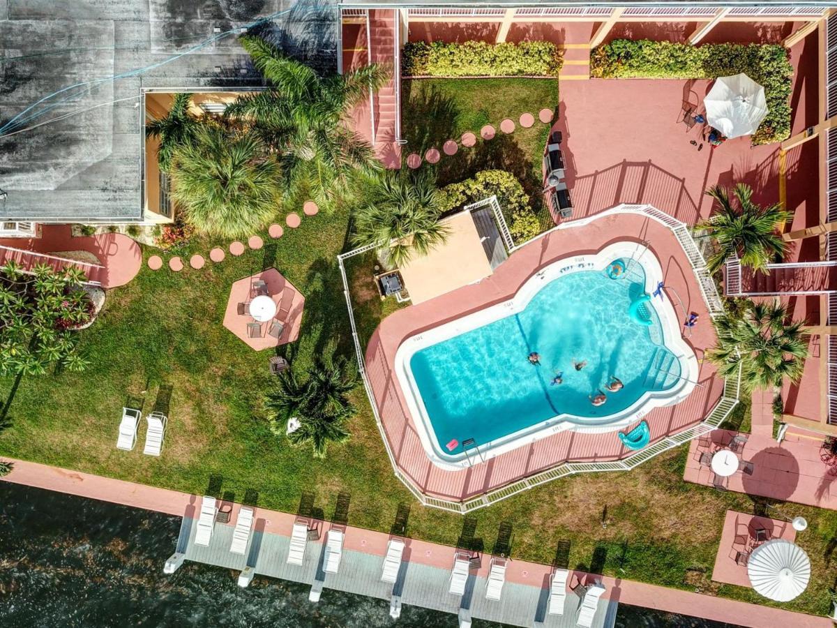 Aloha Escape Pompano Beach Lägenhet Exteriör bild